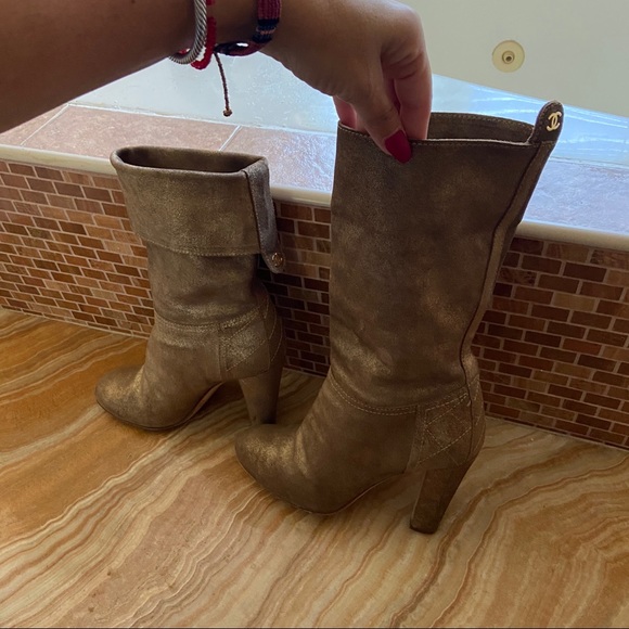 Chanel bronze boots 🌟RARE🌟 - Picture 2 of 15